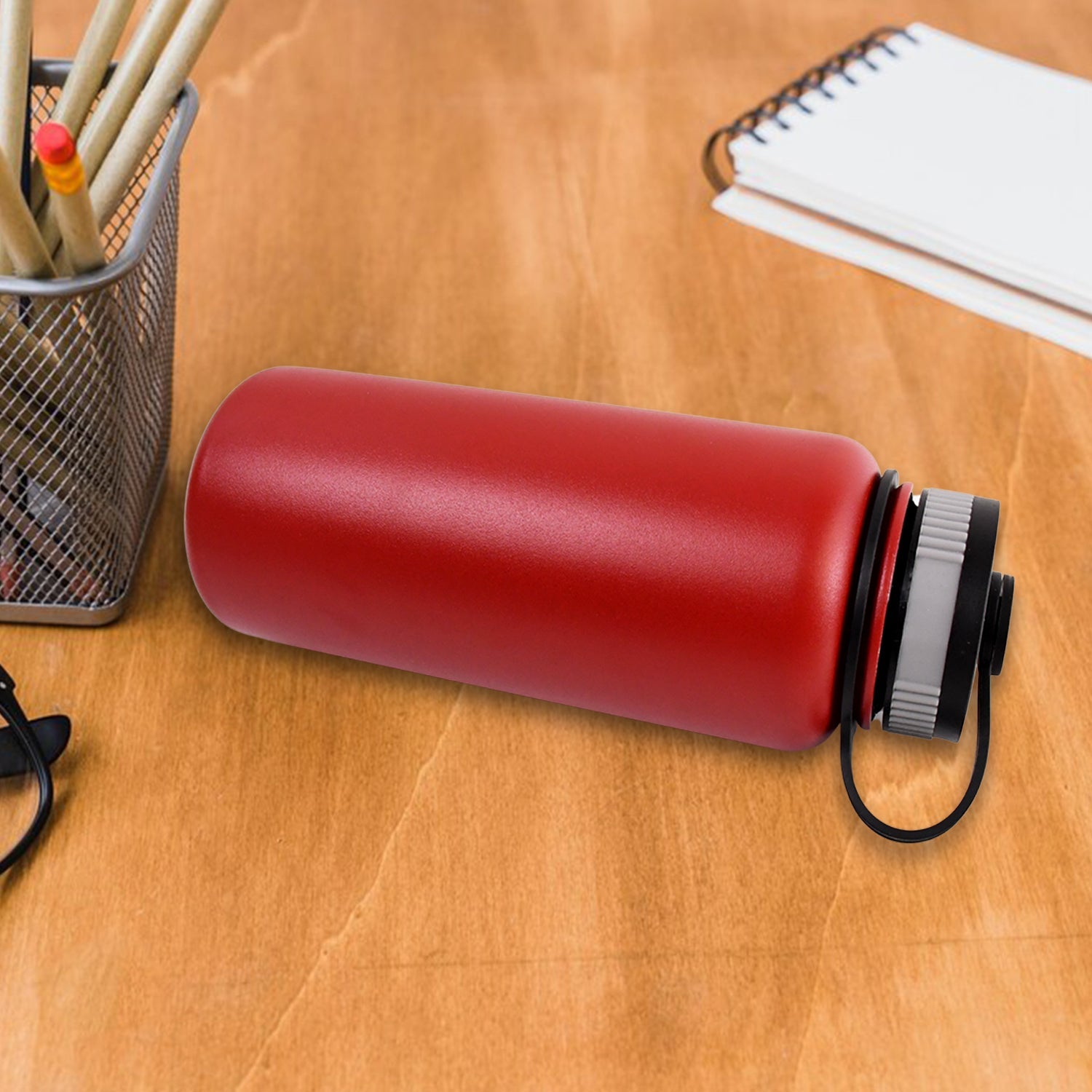 Stainless Steel Double Wall Vacuum-Insulated Drink Water Bottle (1000 ML / Mix Color) Stainless Steel Double Wall Vacuum-Insulated Drink Water Bottle (1000 ML / Mix Color)